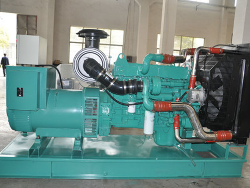 重慶康明斯300KW柴油發(fā)電機組